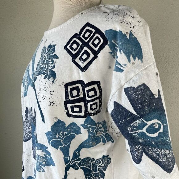 EZL T-Shirt Size S EUC - Picture 5 of 9